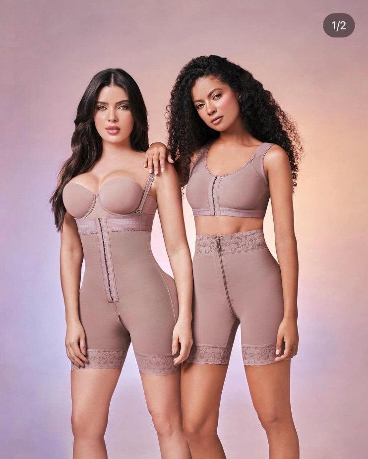 Body liền thân và set áo ngực quần gen Ann Chery tông cocoa trên nền hồng pastel